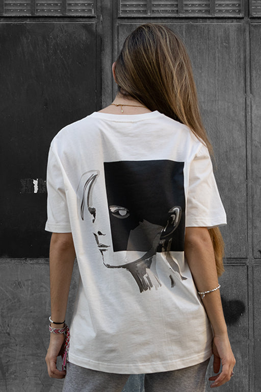 WHITE - BASIC TEE